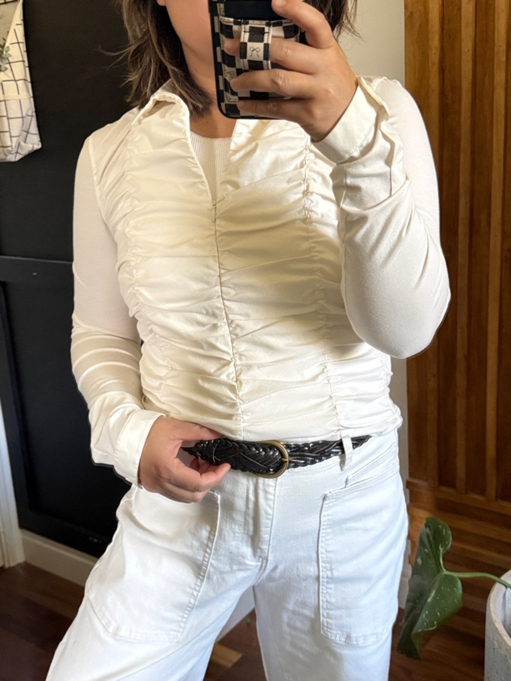 AKRIS PUNTO Off White Ruched Collar Zip Front Blouse. Size 8